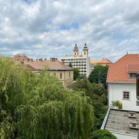 Res Apartman Eger Kültér fotó
