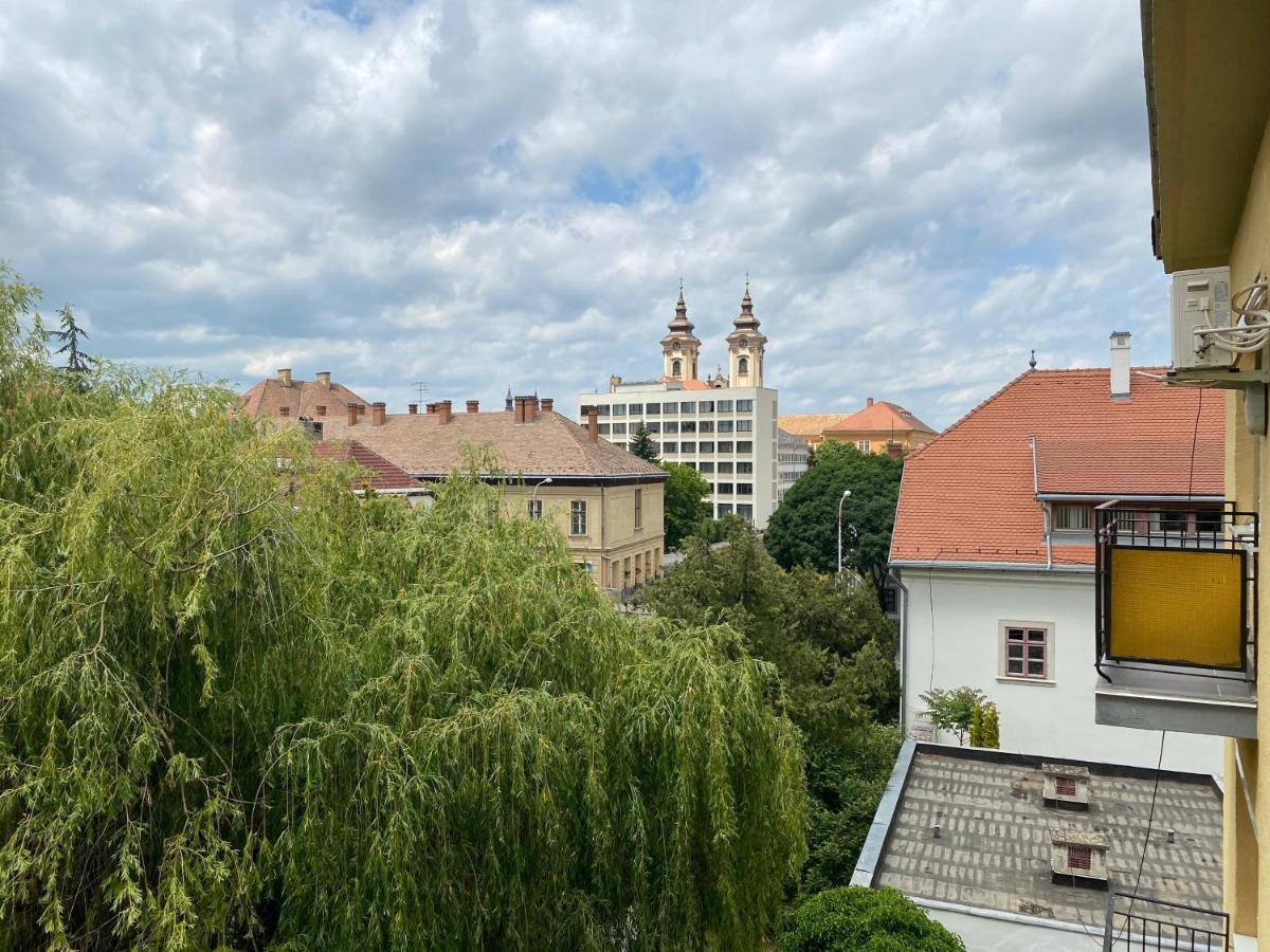 Res Apartman Eger Kültér fotó