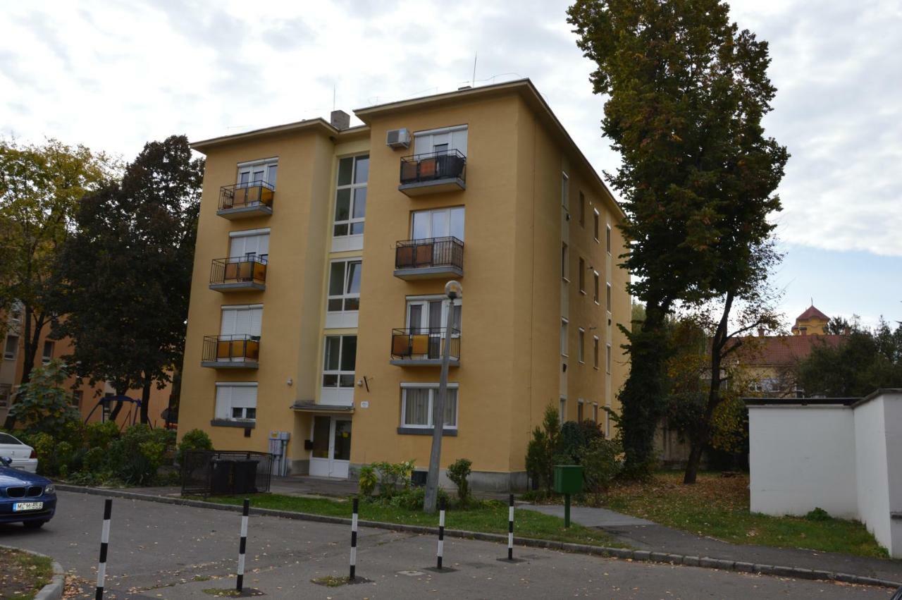 Res Apartman Eger Kültér fotó